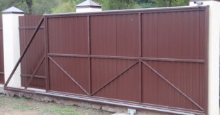 Купить откатные ворота из профнастила Архангельск, цена от 1774 руб.